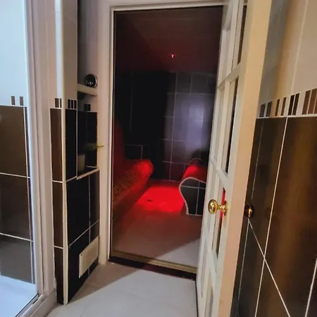 Riverview Georgian House