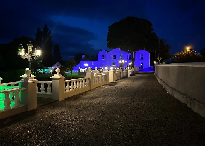 Riverview Georgian House Prázdninový dům *